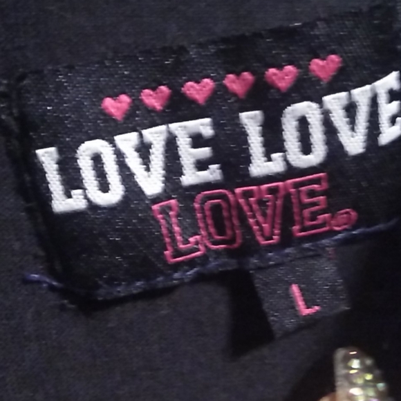 Distressed t-shirt - Picture 4 of 8